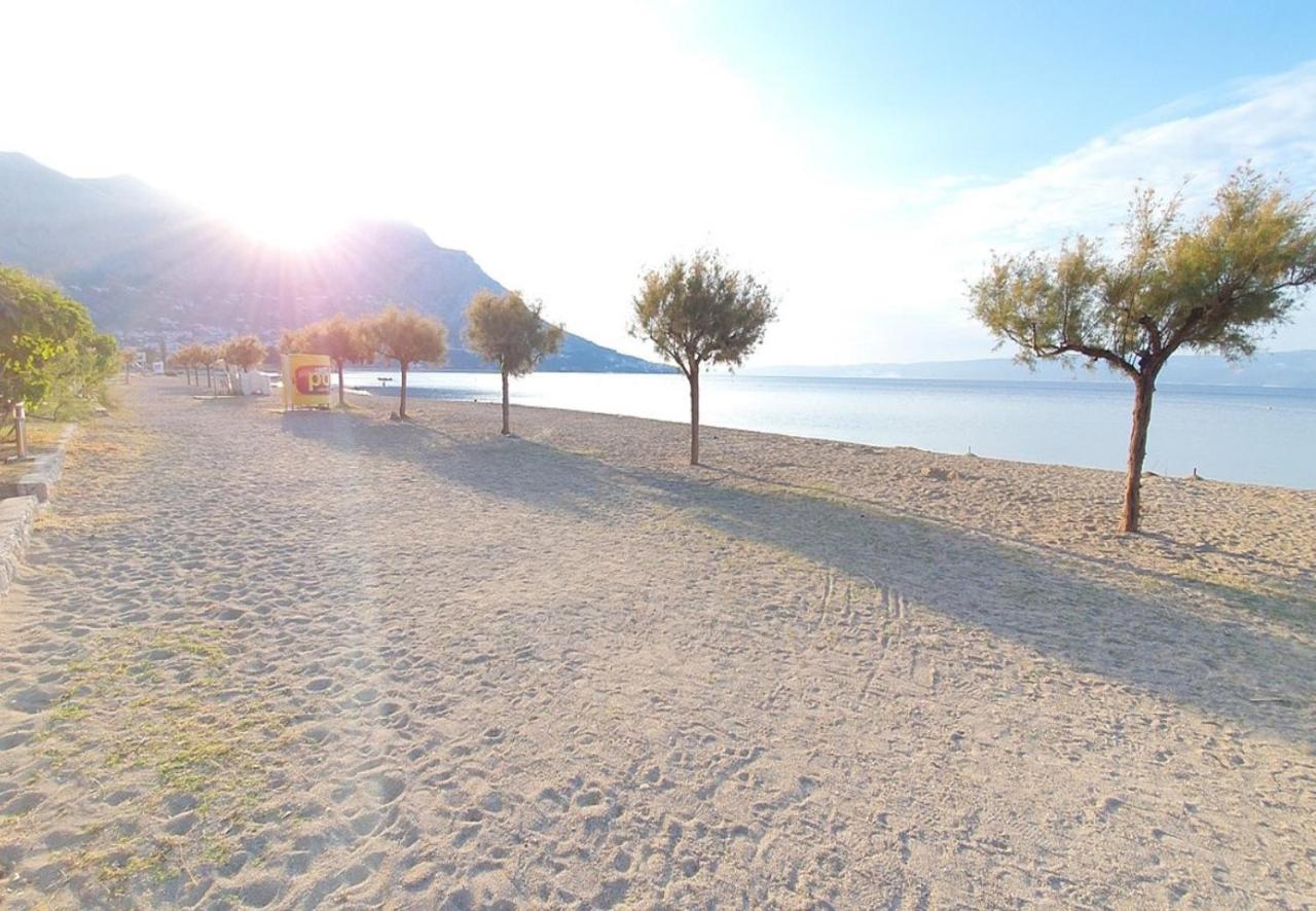 Sandy Beach Apartment Omiš Kültér fotó