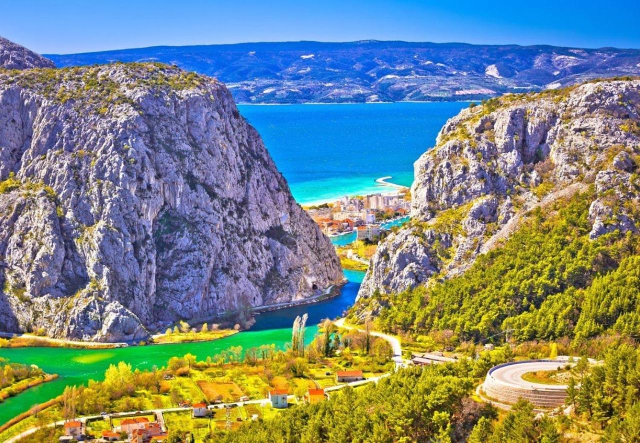 Sandy Beach Apartment Omiš Kültér fotó